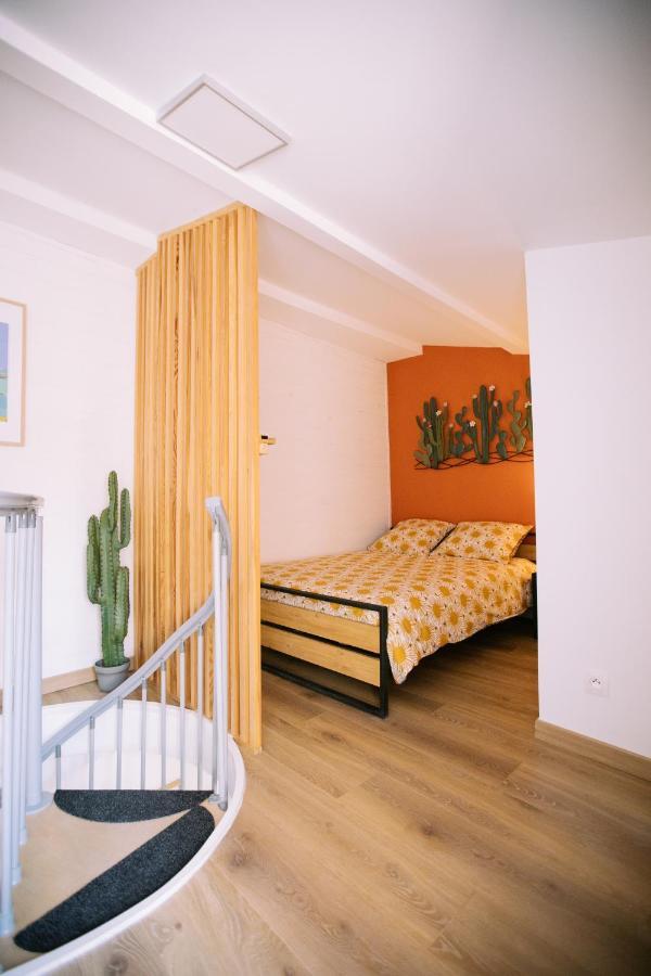 Апартаменты Duplex Avec Terrasse - Hyper-Centre De Тулон Экстерьер фото